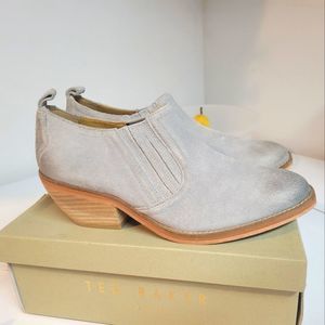 NEW J SHOES WESTERN DISTRESSED BOOTIES SLATE BLUE SUEDE. GORGEOUS 😍